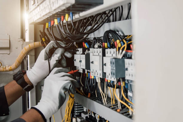 Best Local Electrician Companies  in Linwood, PA